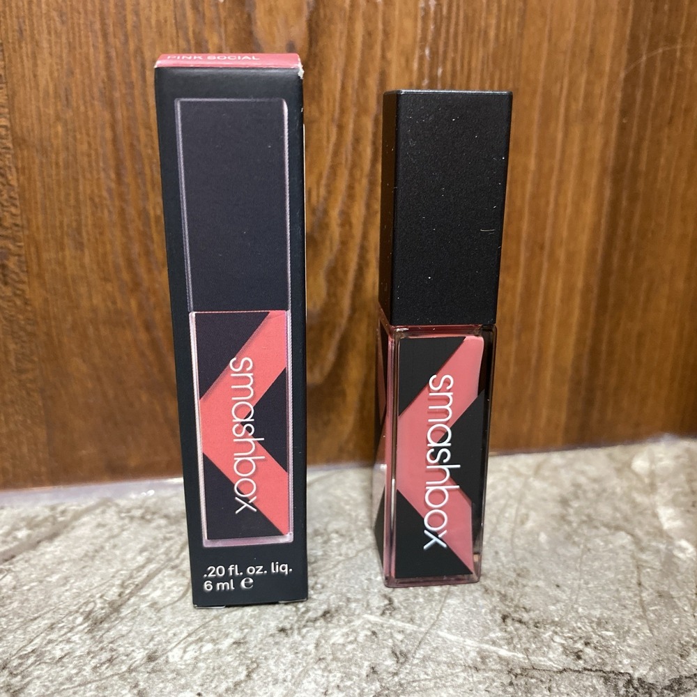 Smashbox Be Legendary Long-Wear Lip Lacquer Lipstick‎ Gloss Pink Social 0.20 oz